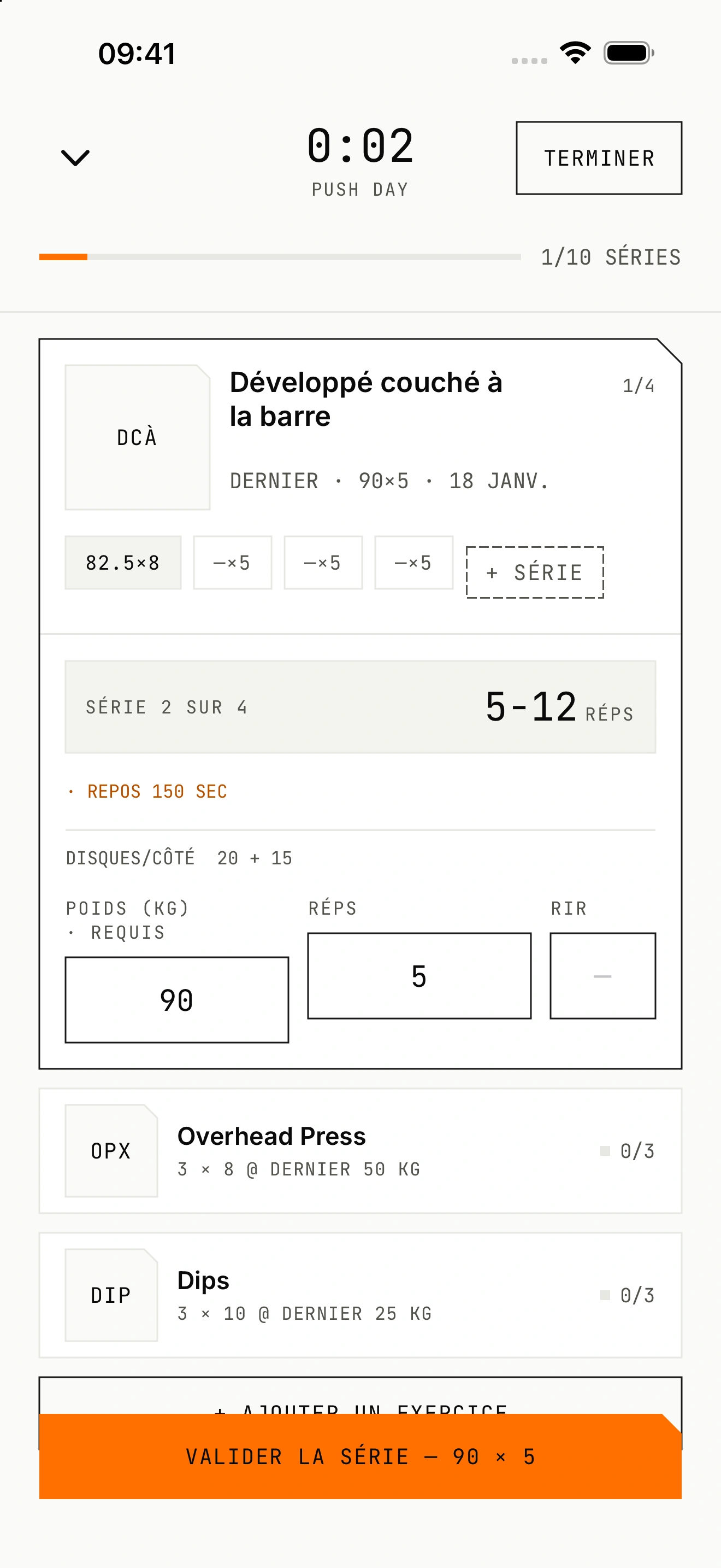 Séance native Commit Lite avec développé couché, charges, répétitions, RIR et validation de la série