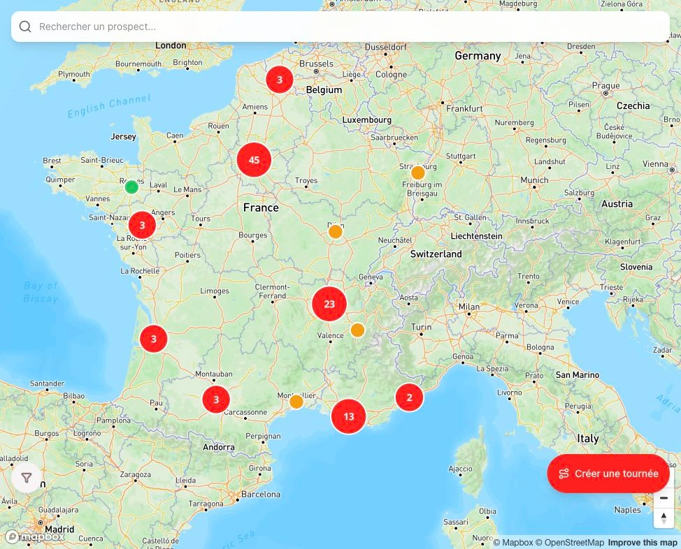 Carte de France affichant les prospects fictifs et leur regroupement par zone avec Mapbox