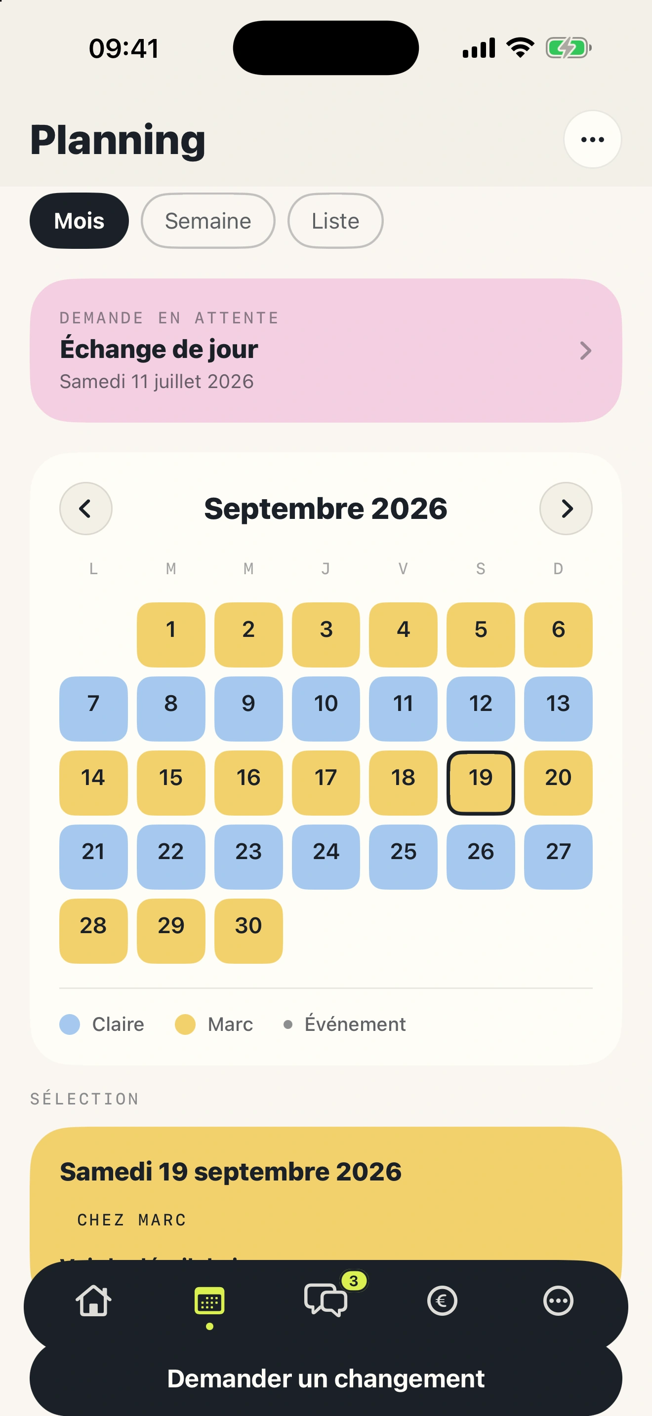 Calendrier de garde partagé entre Claire et Marc, avec une demande d’échange de jour